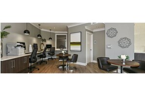 Business center - LevelUp Sunshine Stay. (Atlanta)
