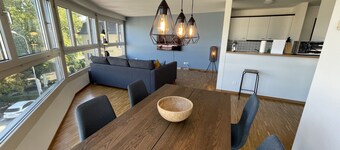 Zug Central Business Apartment