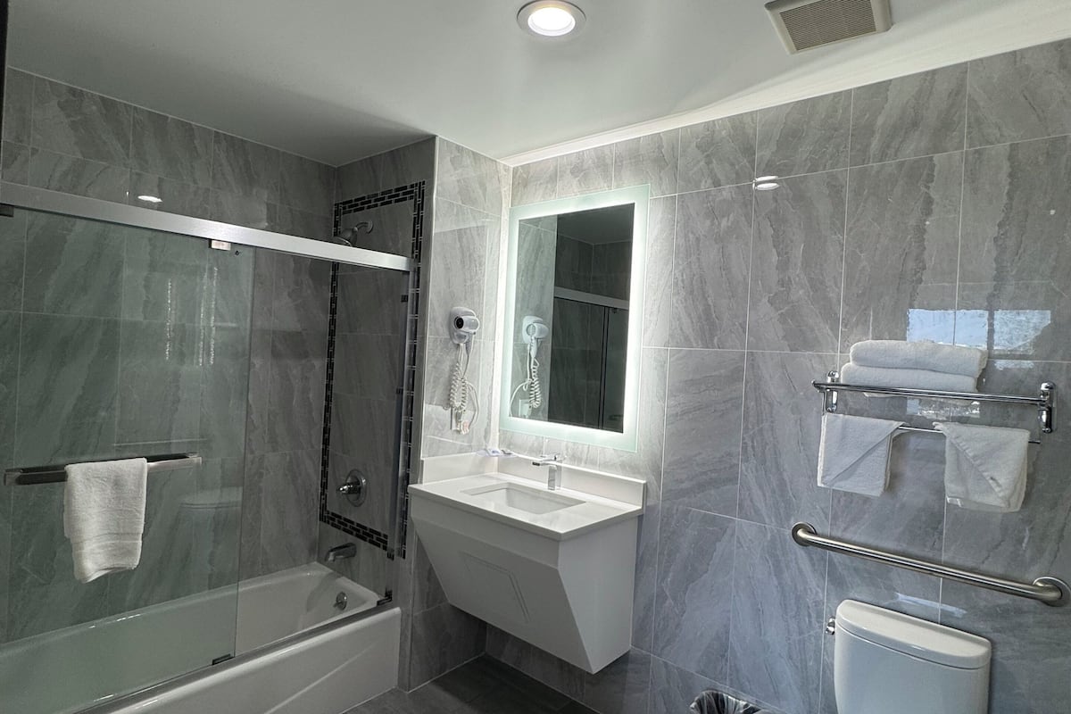 room, 2 queen beds, non smoking | bathroom | hair dryer, towels