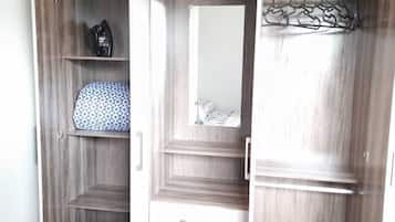 1 quarto, ferros/tábuas de passar roupa, Wi-Fi de cortesia