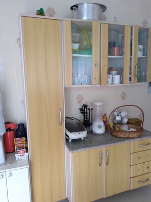 Interior - HOUSE WITH SWIMMING POOL AND BARBECUE IN ITANHAEM (Itanhaém)