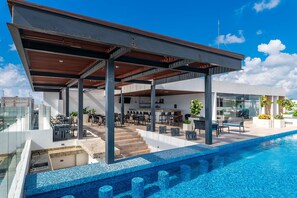 Outdoor pool, a heated pool - Siempre Ipana, Brand New 1 Bedroom Condo-Blocks to the Beach with Heated Pools (Playa del Carmen)