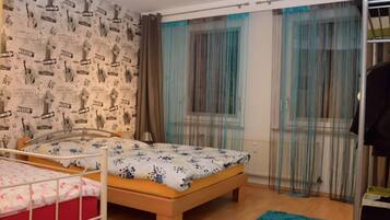 2 Schlafzimmer, Bügeleisen/Bügelbrett, kostenloses WLAN, Bettwäsche