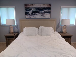 4 Schlafzimmer, Schreibtisch, Bügeleisen/Bügelbrett, Reisekinderbett