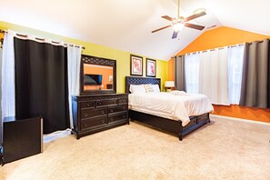 5 bedrooms, iron/ironing board, free WiFi, bed sheets