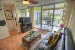 Condo (2 Bedrooms) | Property amenity - Menehune Shores 225 by Maui Rental Group (Kihei)