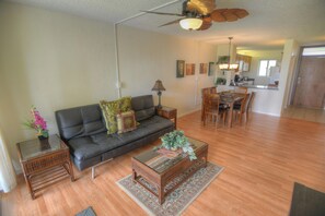 Condo (2 Bedrooms) | Property amenity - Menehune Shores 225 by Maui Rental Group (Kihei)
