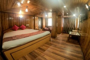 Egyptian cotton sheets, premium bedding, down comforters - Goroomgo Broadway Annexe Darjeeling (Darjeeling)
