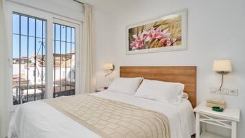 2 Schlafzimmer, BĂŒgeleisen/BĂŒgelbrett, kostenloses WLAN, BettwĂ€sche