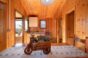 Interior - Chalet "Casa Ciclamino" with Mountain View, Wi-Fi & Garden (Barzio)