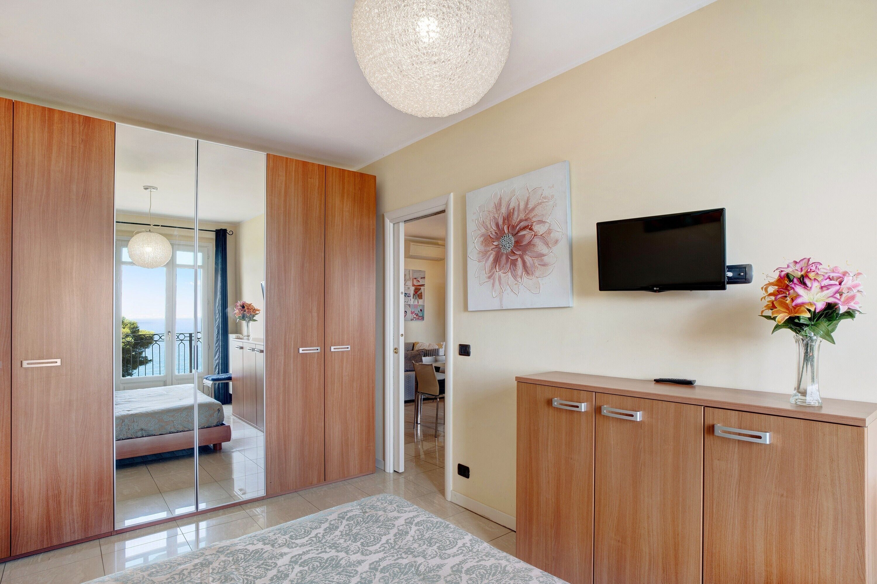 2 chambres, fer et planche à repasser, Wi-Fi gratuit, draps fournis