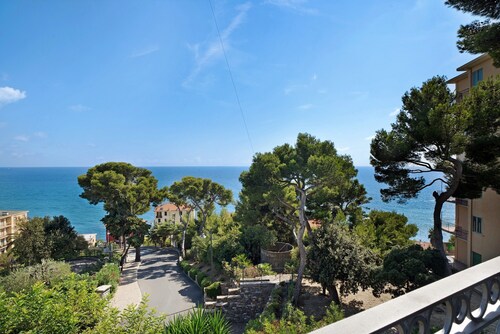 Ferienwohnung "Miradore" mit Meerblick, WLAN, Klimaanlage, Balkon & Terrasse