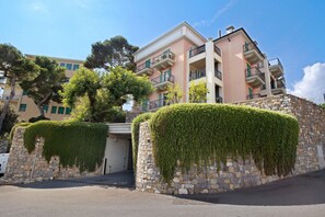 Exterior - Apartment "Miradore" with Sea View, Wi-Fi, A/C, Balcony and Terrace (IMPERIA)