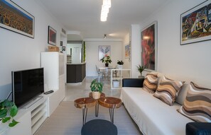 Een dvd-speler en een stereo