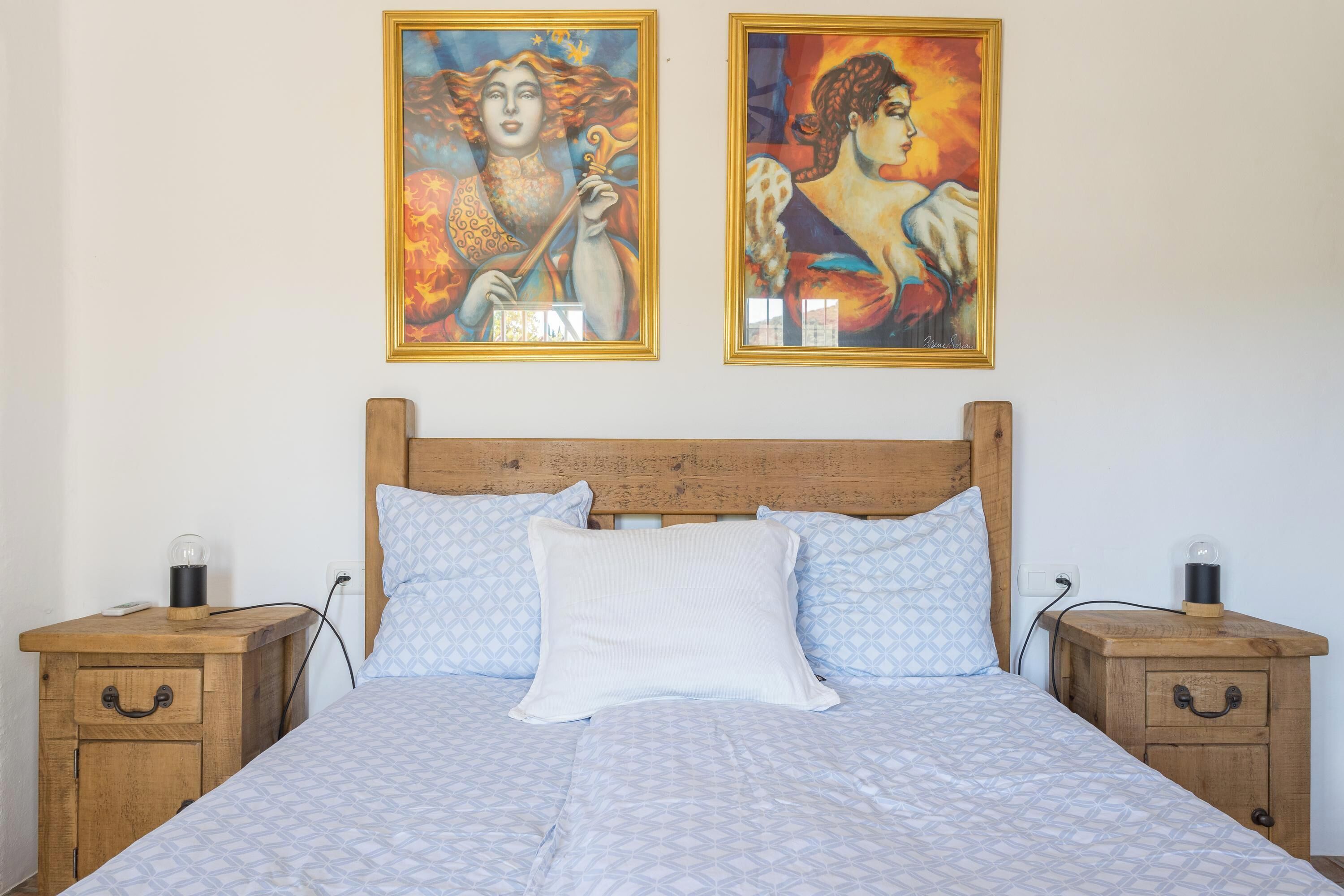 3 bedrooms, free WiFi, bed sheets