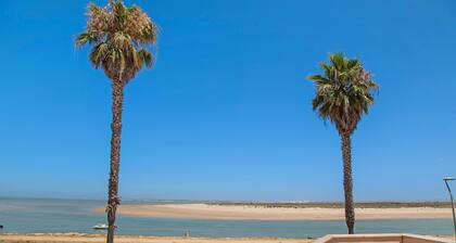 Apartamento "Colibri" with Wi-Fi, Air Conditioning & Patio