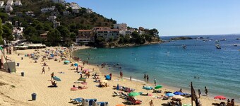 "Casa con Vistas al Mar y Piscinas 7" with Seaview, Shared Pool, Wi-Fi, A/C, Balcony & Terrace