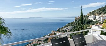 "Casa con Vistas al Mar y Piscinas 7" with Seaview, Shared Pool, Wi-Fi, A/C, Balcony & Terrace