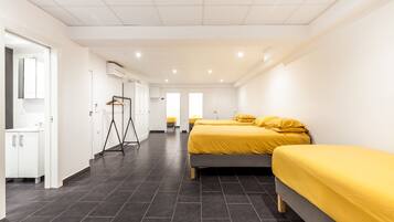 7 bedrooms, iron/ironing board, free WiFi, bed sheets