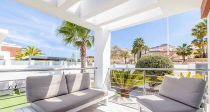 Villa "Casa Bos Orange" mit Outdoor Pool und Whirlpool