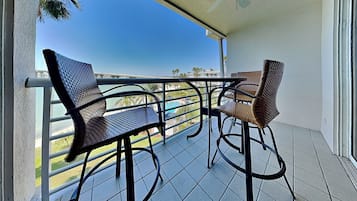 公寓客房 (2 Bedrooms) | 住宿設施服務