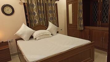 3 bedrooms, WiFi