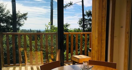 Chalet Le Coquet, cozy nest surrounded by greenery - Naturist area