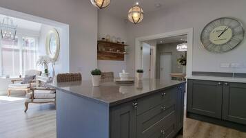 House, Multiple Beds | Private kitchen | Microwave, oven, dishwasher, toaster