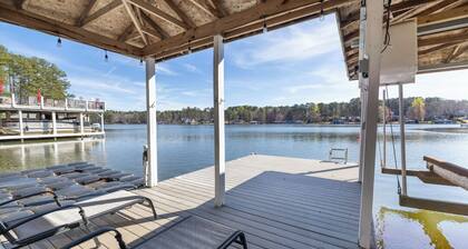 Dock Daze | Luxury Rental | Great Views & Lot | 3-night min