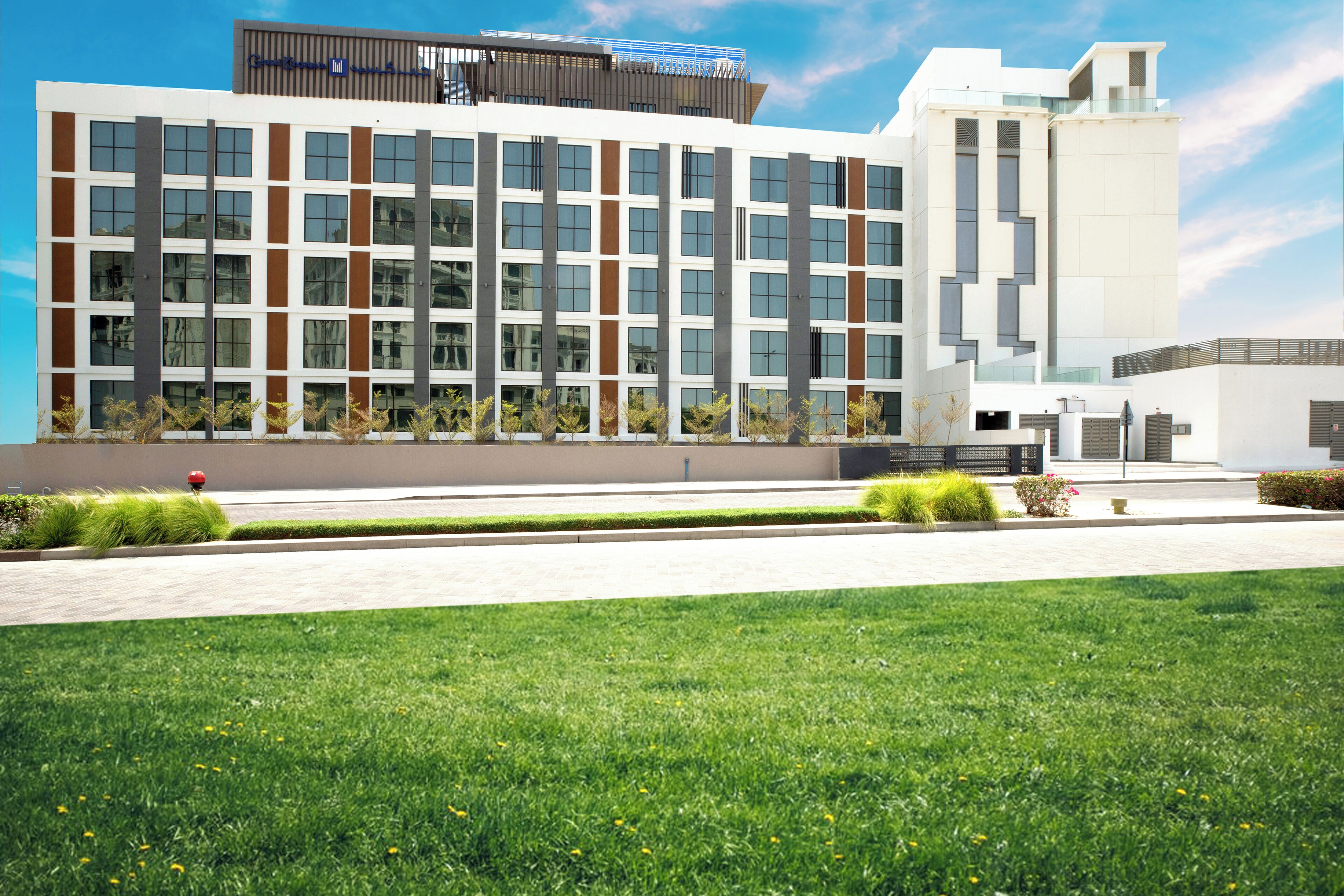 Photo - Grand Kingsgate Jaddaf Waterfront Hotel by Millennium