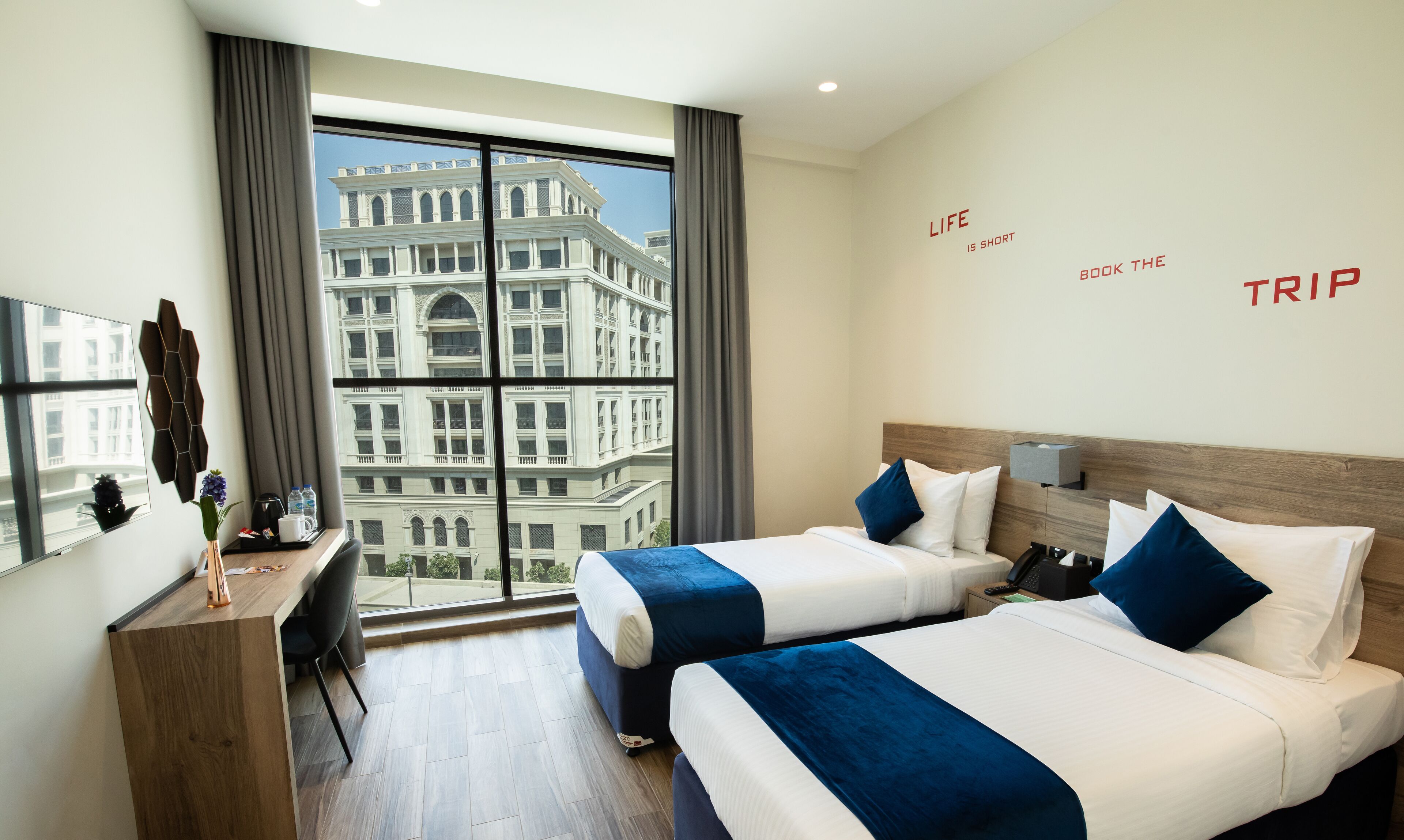 Grand Kingsgate Waterfront By Millennium Hotels Reviews, Deals & Photos 2024 Expedia