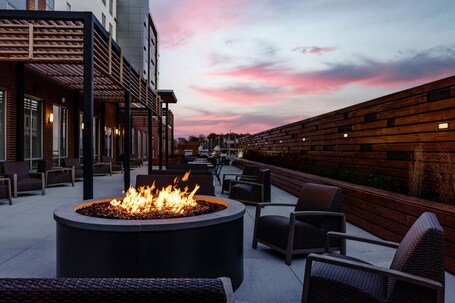 Courtyard by Marriott Indianapolis Fishers - Image 1