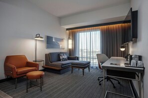Suite, 1 Bedroom | Hypo-allergenic bedding, in-room safe, desk, laptop workspace - Courtyard by Marriott Indianapolis Fishers (Fishers)