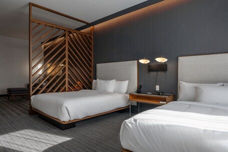Courtyard by Marriott Indianapolis Fishers - Image 10