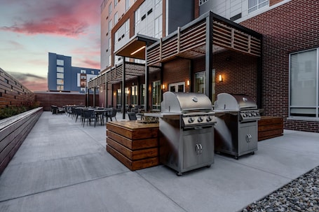 Courtyard by Marriott Indianapolis Fishers - Image 13