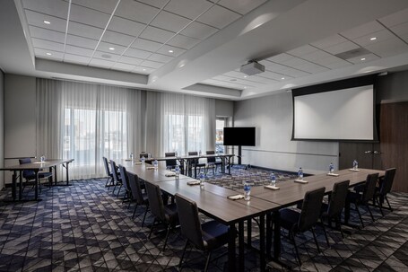 Courtyard by Marriott Indianapolis Fishers - Image 30
