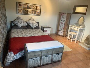 1 bedroom, free WiFi, bed sheets - Pasiega Cabin near Cabarceno (Lierganes)