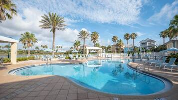 House (6 Bedrooms) | Property amenity