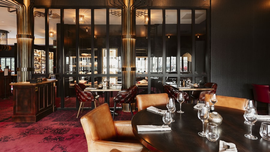 Hotel Dali Val d'Europe, Tapestry Collection by Hilton