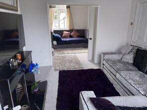 Smart TV - Beautiful Townhouse (Brighton)