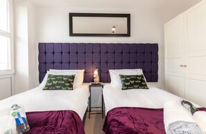 Design-Apartment | 2 Schlafzimmer, hochwertige Bettwaren, Pillowtop-Betten