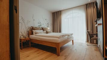 Familie vierpersoonskamer, rolstoeltoegankelijke douche | Luxe beddengoed, individueel gedecoreerd, individueel gemeubileerd