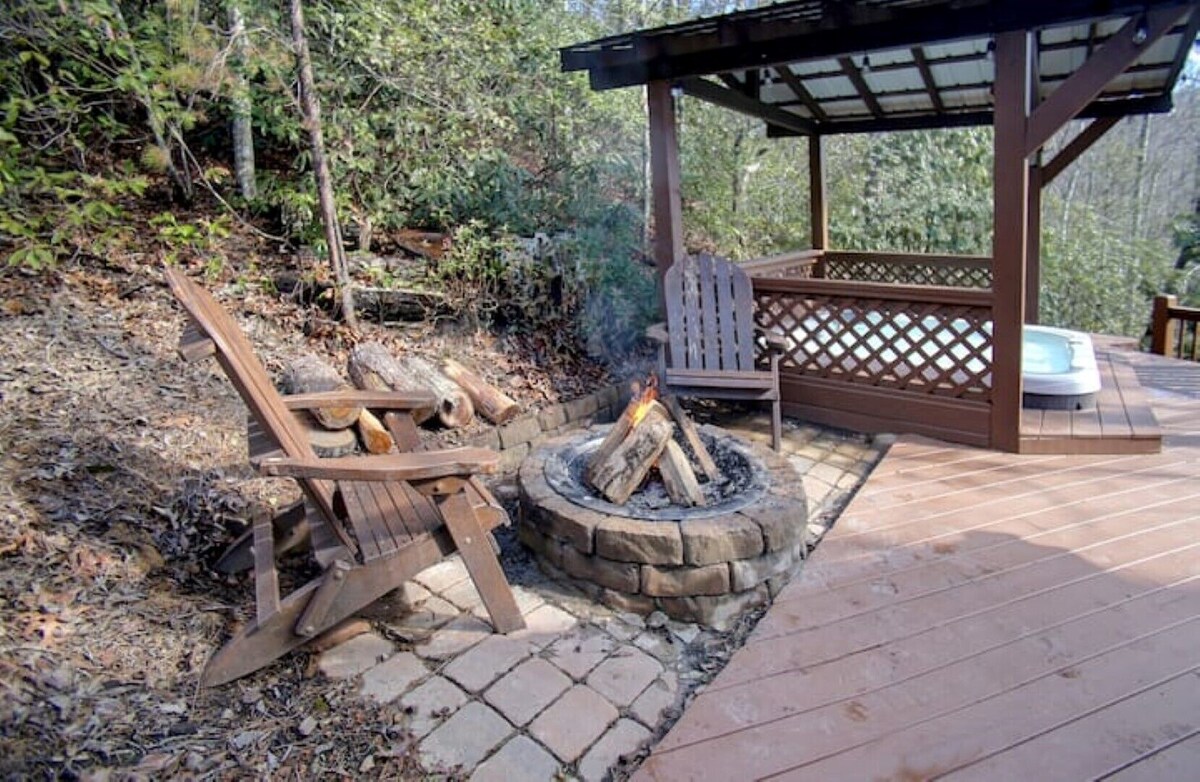 Photo 80 of Cozy nature vibes! Secluded, private and convenient!