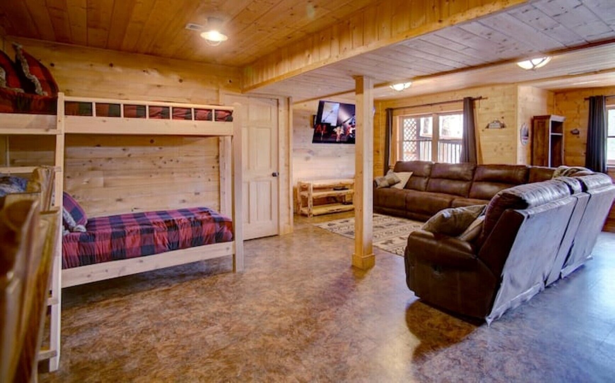 Photo 68 of Cozy nature vibes! Secluded, private and convenient!