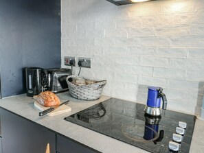 Ferienhaus | Eigene Küche | Kühlschrank, Geschirrspüler, Wasserkocher, Kochgeschirr/Geschirr/Besteck