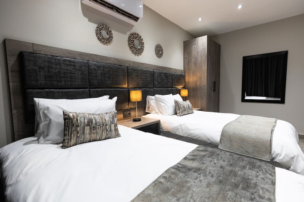 Luxe Suites Boutique Hotel
