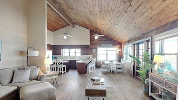 Casa (3 Bedrooms) | Servicio de la propiedad