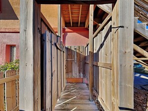 House (3 Bedrooms) | Property amenity