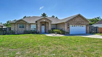 Huis, 4 slaapkamers | Exterieur