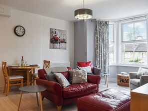 Living area - This apartment has it all. (Bradford-on-Avon)
